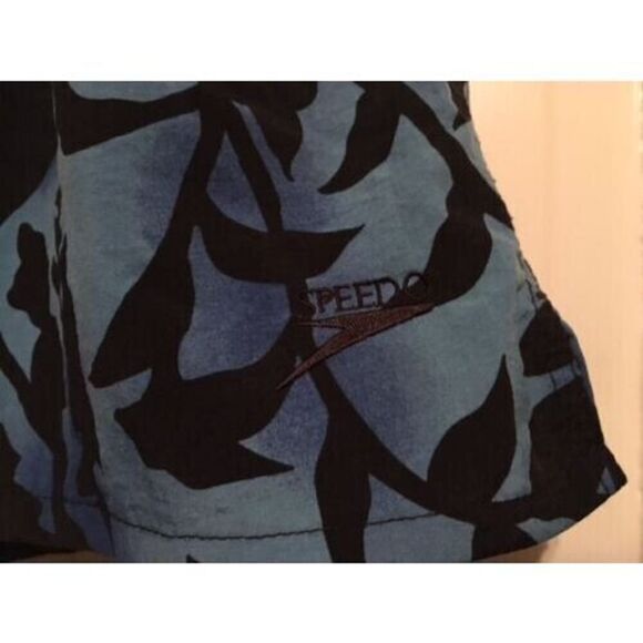 SPEEDO SIZE MEDIUM SWIM TRUNKS - Picture 2 of 4